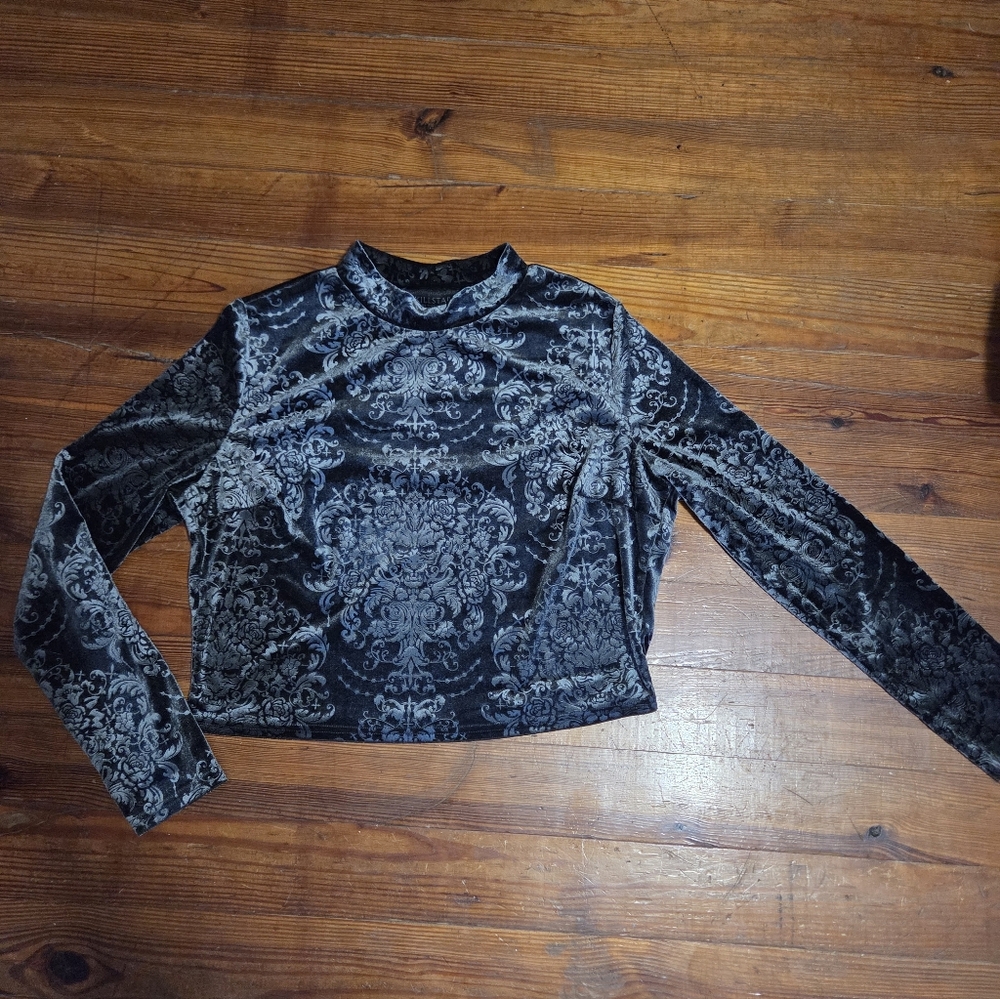 Killstar Vigil Crop Top - Picture 4 of 8
